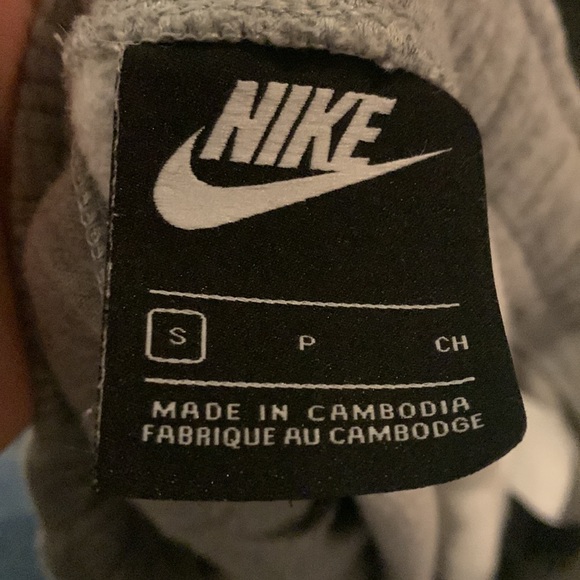 Nike sweatpants - Picture 3 of 3